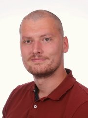 Portretfoto Niek van Hout